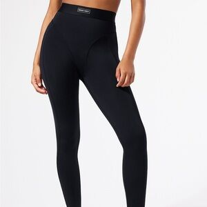 Savage X Fenty Lineup High-Waisted Pocket Leggings